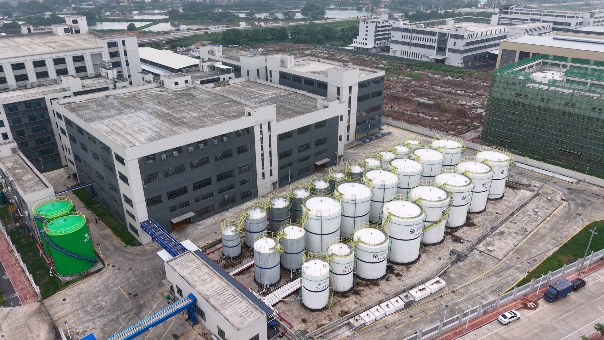 车孚顿现代化生产基地